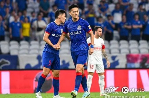 朱辰杰半程4球领跑队内本土射手榜