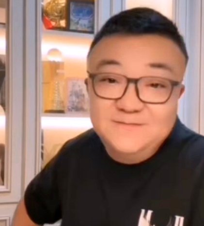董路：我就问你我牛不牛逼！