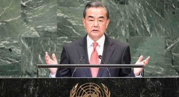 体坛周报：蓉城方面选择蒿俊闵主要看中他的冠军和留洋履历
